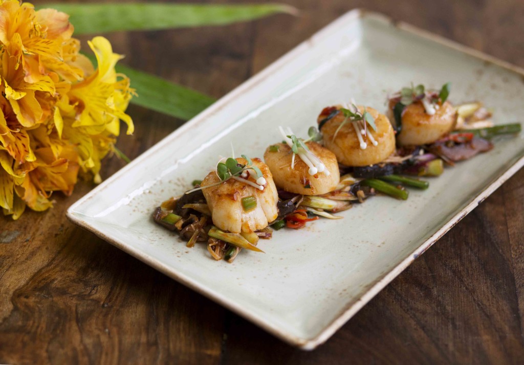 Asian style scallops in Shiro