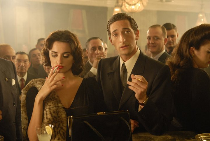 Penelope Cruz and Adrien Brody in Manolete