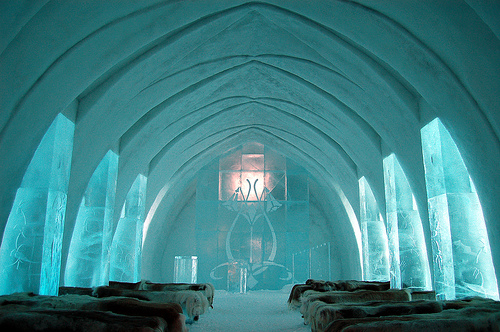 ice-hotel-sweden-423070238