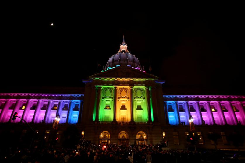 DC Capital Building. People attend a candlelight vigil for the victims of the Orlando attack against a gay night club, Photo Credit: REUTERS/Beck Diefenbach