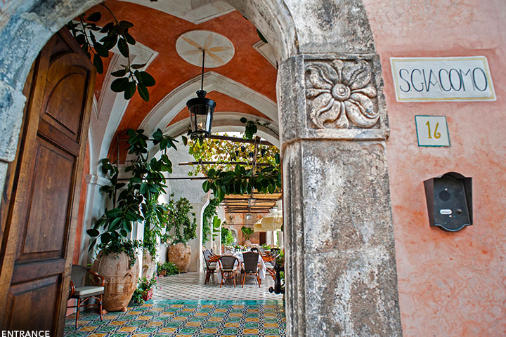 Villa San Giacoma Entrance