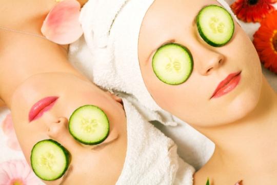 cucumber eye mask for hydration