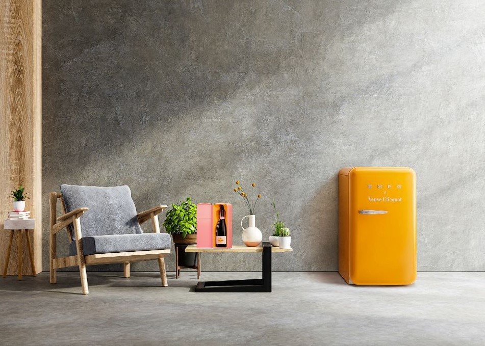 Smeg x Veuve Clicquot