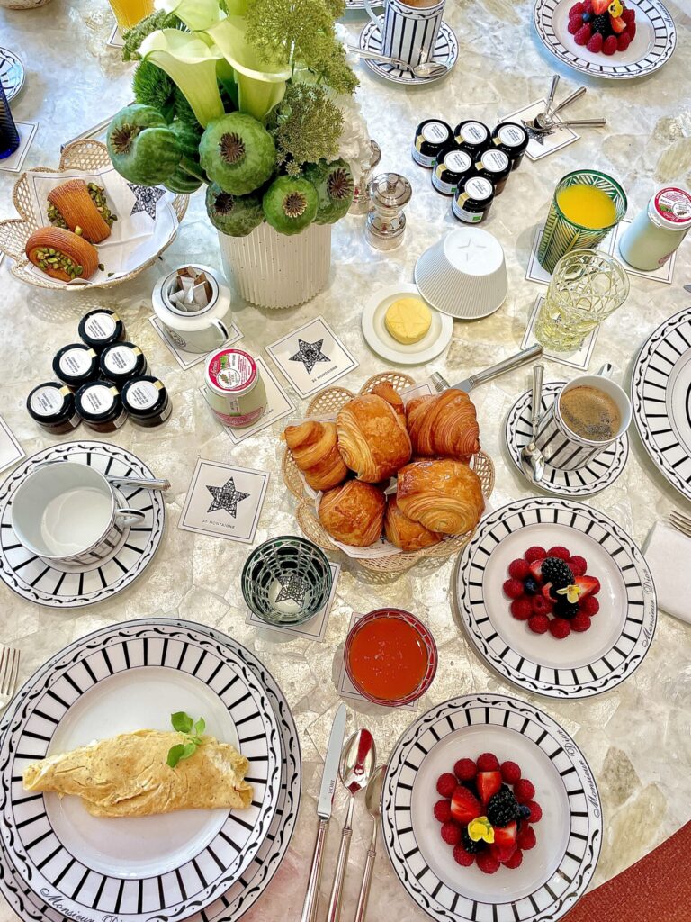La Suite Dior, Breakfast
